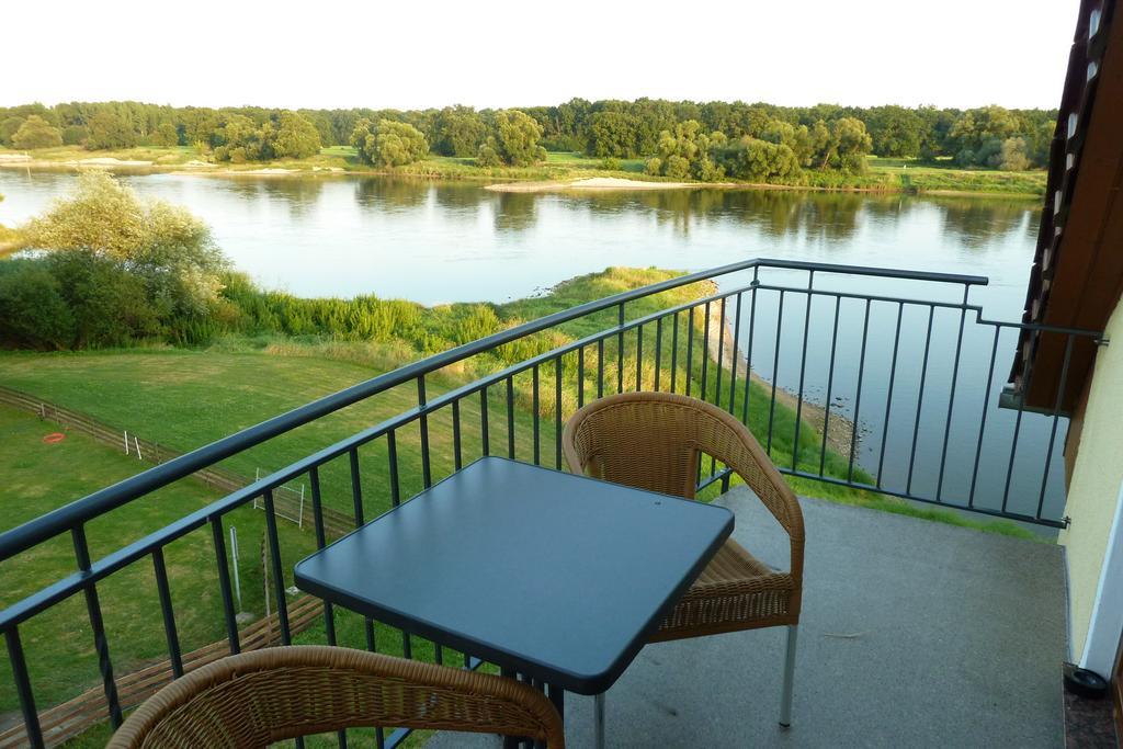 Elbterrassen Zu Brambach Hotel Dessau-Rosslau Kültér fotó