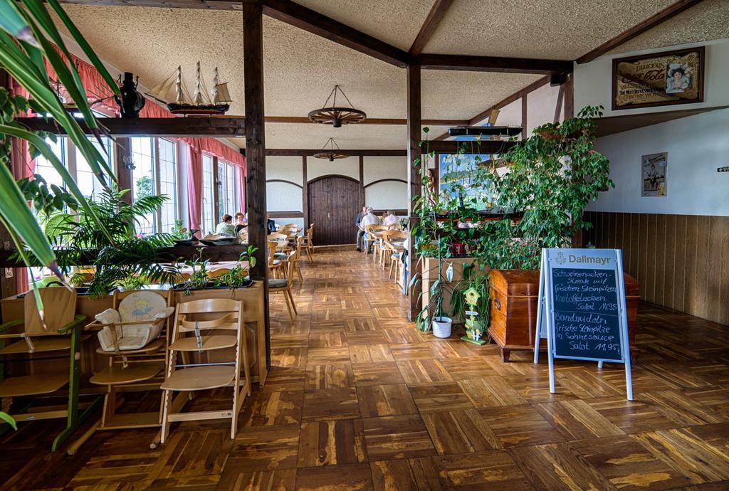 Elbterrassen Zu Brambach Hotel Dessau-Rosslau Kültér fotó