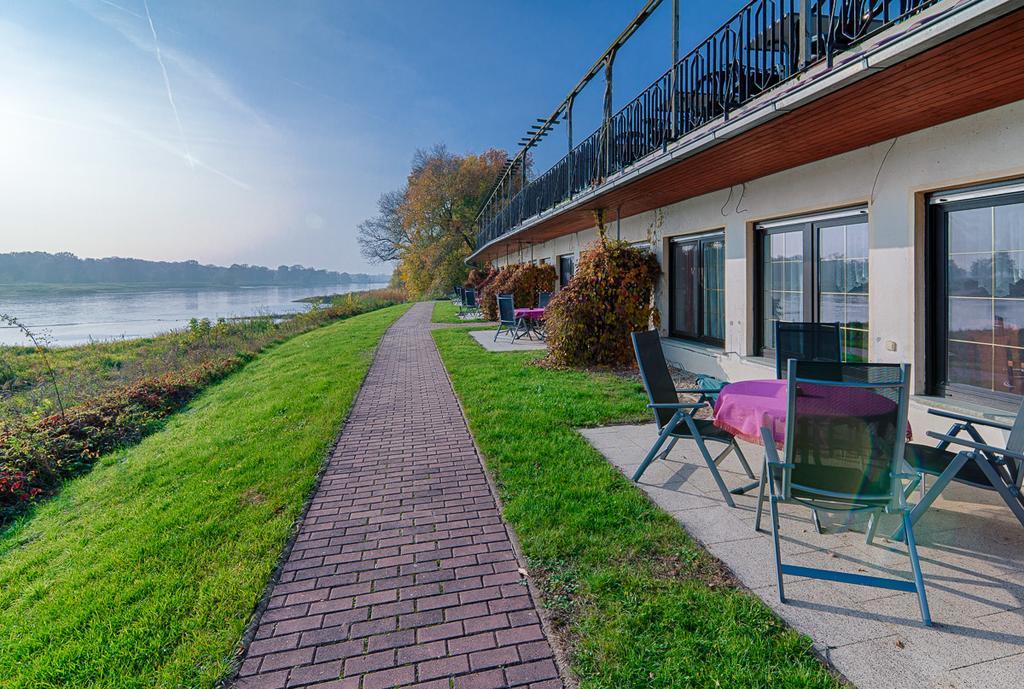 Elbterrassen Zu Brambach Hotel Dessau-Rosslau Kültér fotó